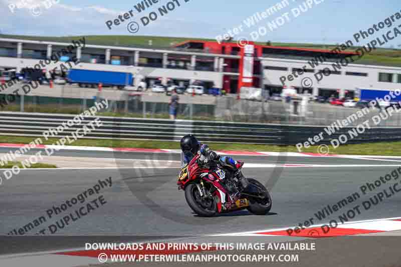 cadwell no limits trackday;cadwell park;cadwell park photographs;cadwell trackday photographs;enduro digital images;event digital images;eventdigitalimages;navarra;no limits trackdays;peter wileman photography;racing digital images;trackday digital images;trackday photos